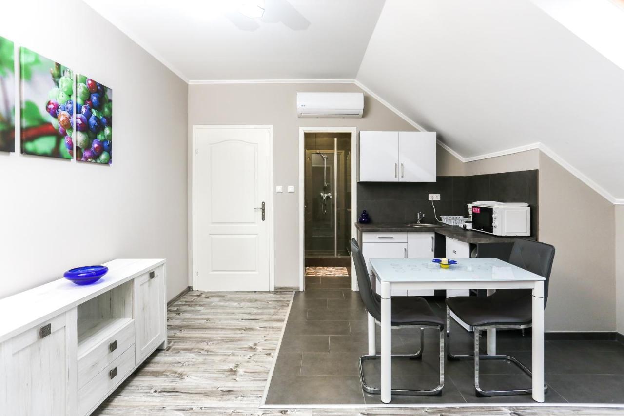 Gardi Apartman Szekszárd Exterior foto